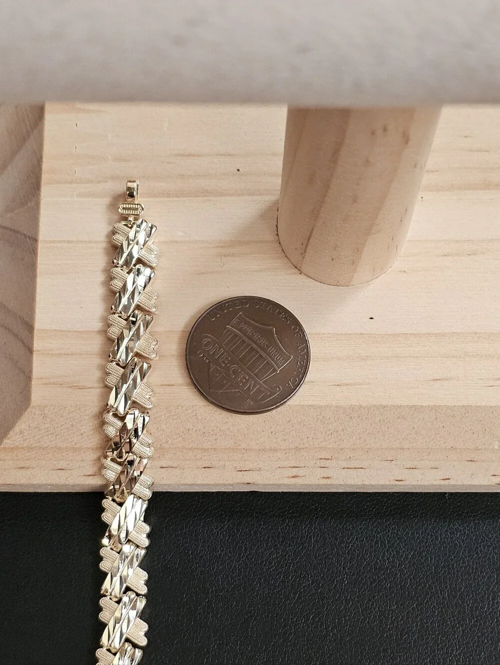 14k Gold Bracelet 7.25 Inch